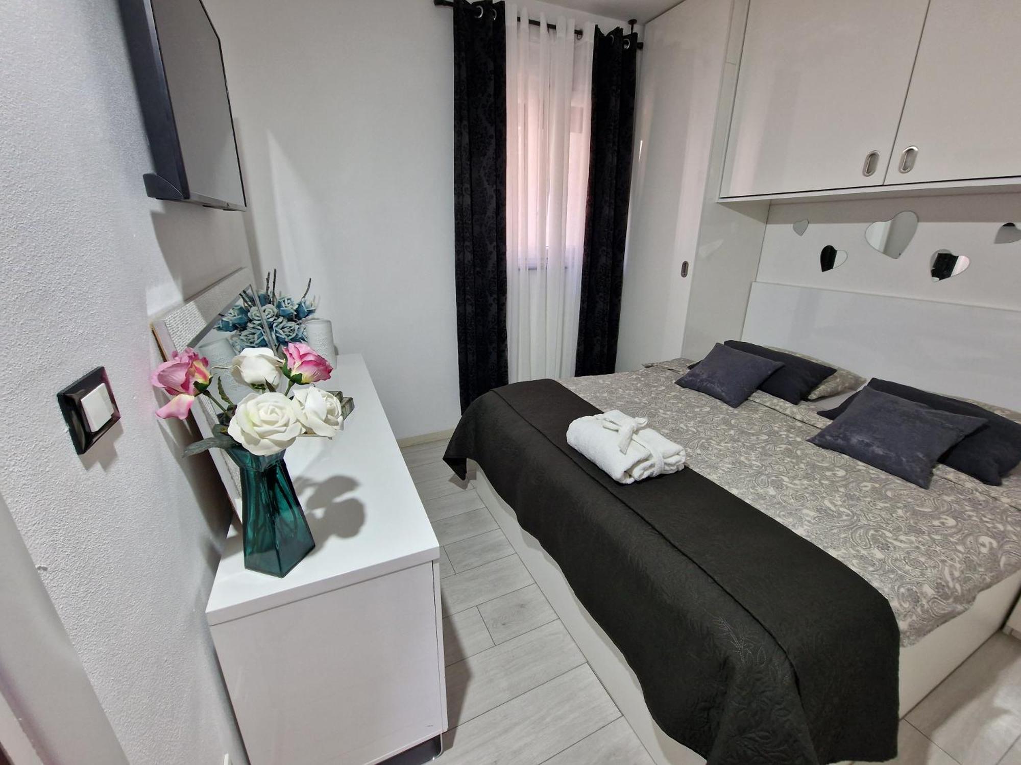 Apartments Slavica Sibenik Room photo